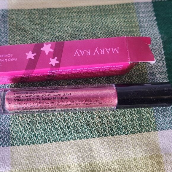 NEW Limited-Edition† Mary Kay® Shimmer Liquid Eye Shadow Rose 0.12 oz - Picture 9 of 9
